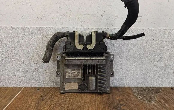 Ford S-MAX Engine control unit/module DS71-12B684-XB 28535259 97RI010012