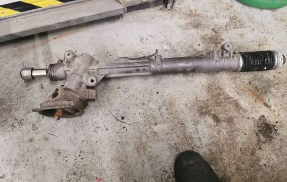 Audi A6 S6 C5 4B Steering rack 4B1422065H