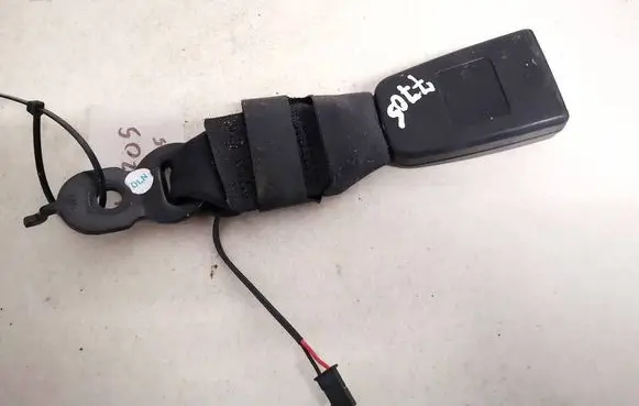 BMW 5 GT F07 Middle seatbelt buckle (rear) 724327504