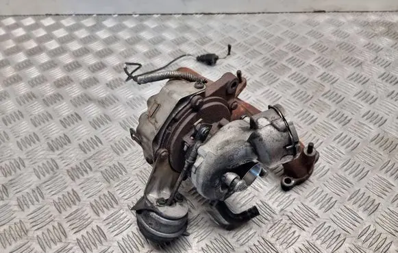 Volkswagen PASSAT B6 Turbo GT1646V 03G253016H