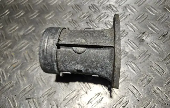 Audi A4 S4 B5 8D Mass air flow meter 037906461B