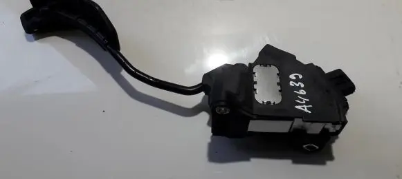 Toyota Verso Accelerator throttle pedal 7811002071 78110-02071