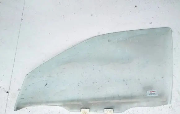 Nissan Almera Front door window glass four-door