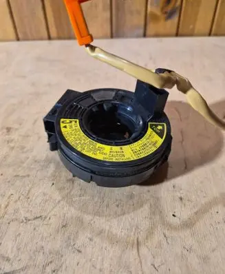 Toyota Corolla E120 E130 Airbag slip ring squib (SRS ring) 9MH8871G