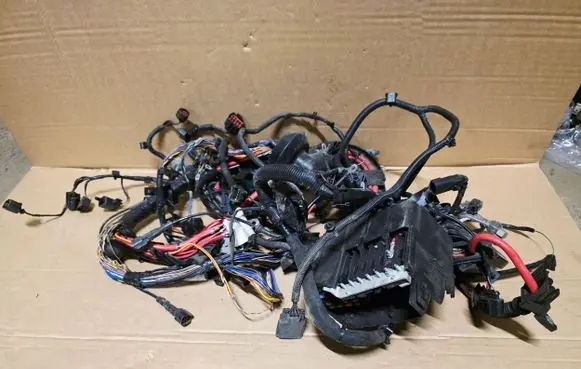 Volvo V60 Engine installation wiring loom 31376039 31376050