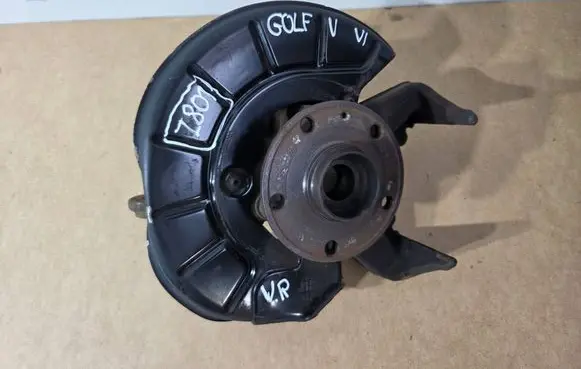Volkswagen Golf VI Front wheel hub spindle knuckle 1K0256