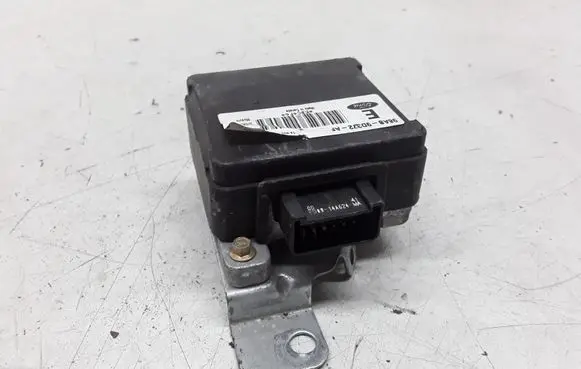 Ford Focus Fuel injection pump control unit/module 98AB9D372AF