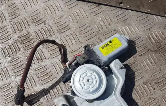 KIA Carens I Rear door window regulator motor 0K2FA587256Y