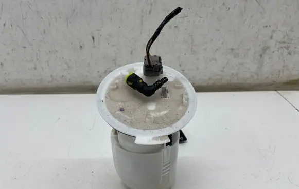 Mazda 3 In-tank fuel pump HF071335XA