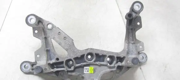 Audi A4 S4 B9 Gearbox mounting bracket 8W0399262