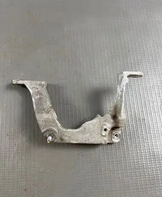 Dacia Duster II Engine mounting bracket 144865409R