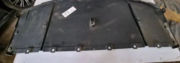 Tesla Model S Engine splash shield/under tray 370148 B370148