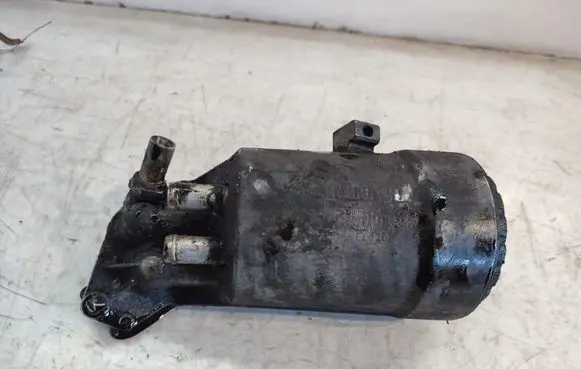 Renault Espace III Oil filter mounting bracket