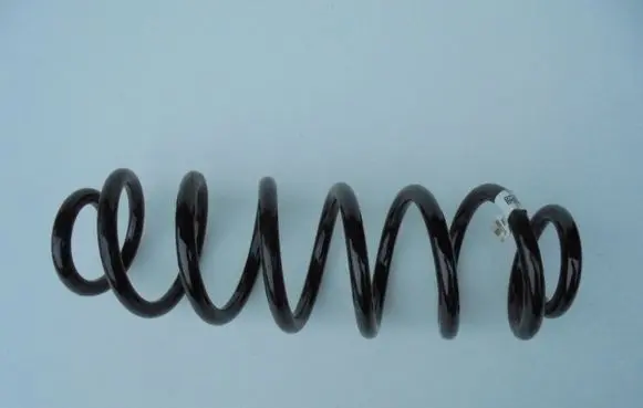 Volkswagen Golf VII Rear coil spring 5Q0511115BH