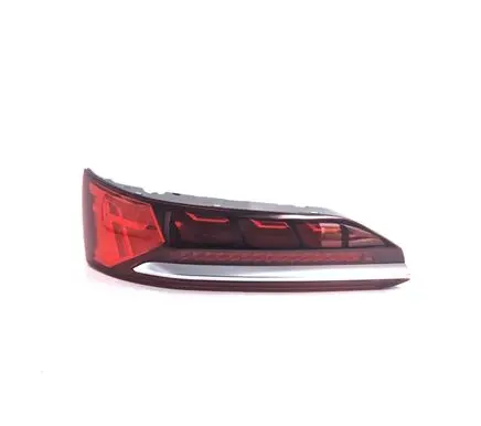 Audi Q7 4M Rear/tail lights 4M0945093P