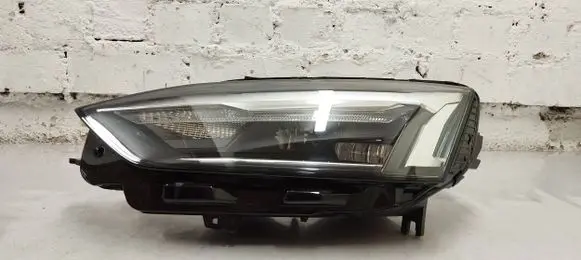 Audi A5 Headlight/headlamp 8w6941011a