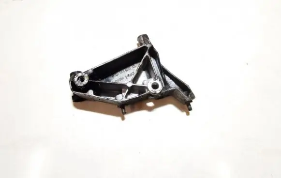 Mercedes-Benz C W202 Engine mounting bracket 6062360030 900702