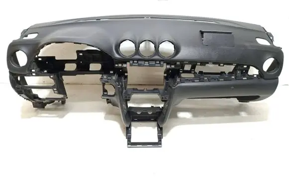 Suzuki Vitara (LY) Dashboard