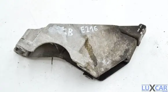 Seat Exeo (3R) Engine mounting bracket 8E0199307A