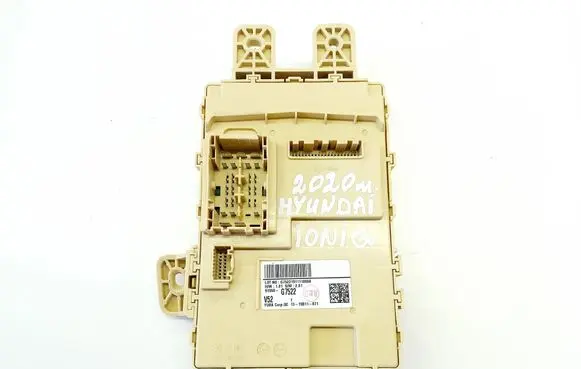Hyundai Ioniq Fuse module 91950G7522