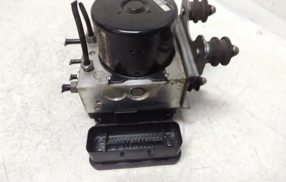 Volkswagen Touareg I ABS Pump 7L0907379L 7L0614517A