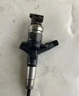 Subaru Outback Fuel injector 16613AA020 27331716 03K00324