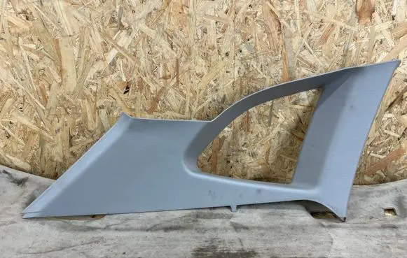 BMW X1 E84 (D)pillar trim (top) 2991311