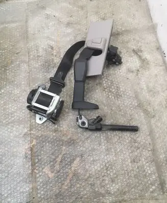 Volvo S60 Front seatbelt 616156000