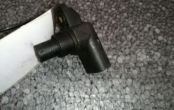 Camshaft position sensor