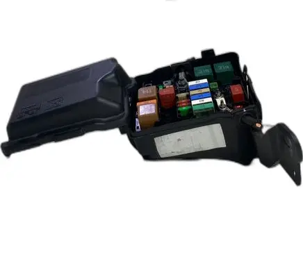 Peugeot 208 I Fuse box set 9804848480