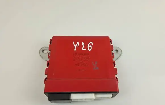 Lexus IS 220D-250-350 Wing mirror control module 8943053010