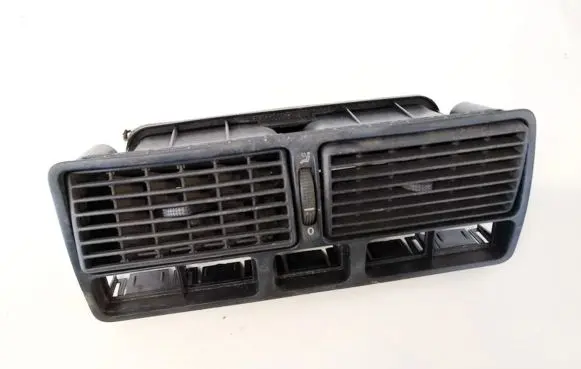 Volkswagen Golf IV Dash center air vent grill 1j0819728c 1j0819736c