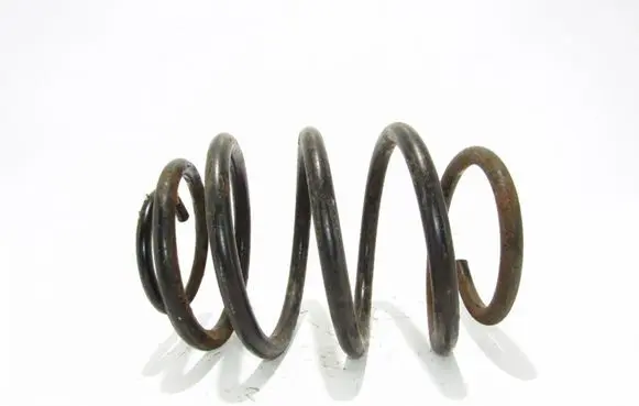 Jeep Cherokee III KJ Rear coil spring