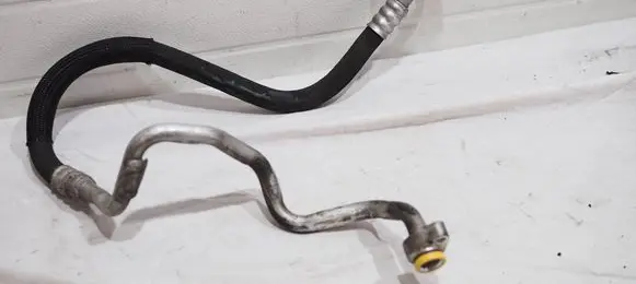 Mercedes-Benz C W204 Air conditioning (A/C) pipe/hose A2128308415