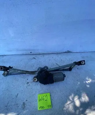 Ford Mondeo Mk III Front wiper linkage and motor 3397020880