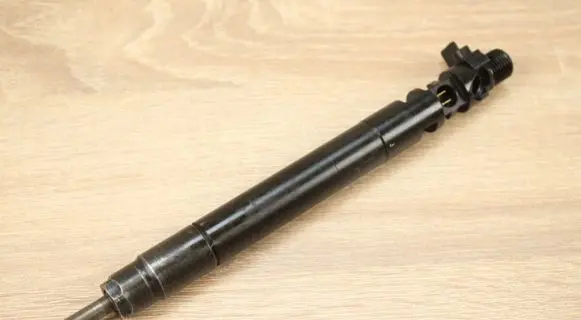 Peugeot 508 Fuel injector 9686191080