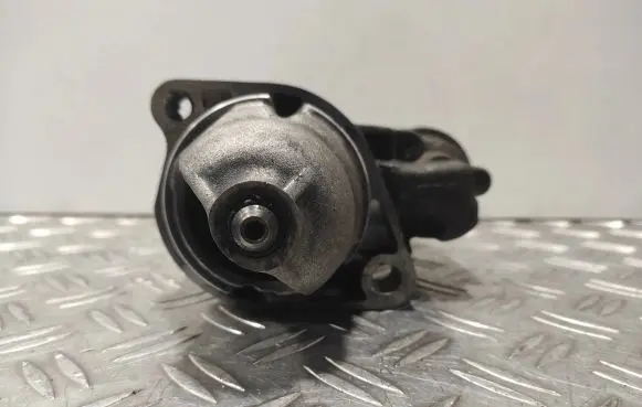 Audi A6 S6 C6 4F Starter motor 059911024 0001109258