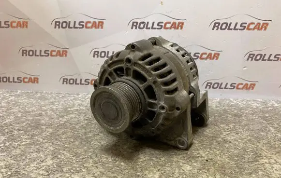Opel Insignia A Generator/alternator 13500577 11E15