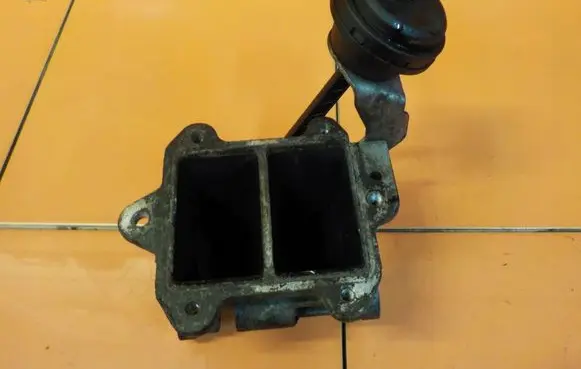 KIA Sorento Throttle body valve