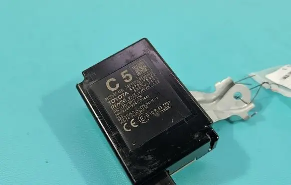Lexus CT 200H Central body control module 89760-76051 IMPRK1524051