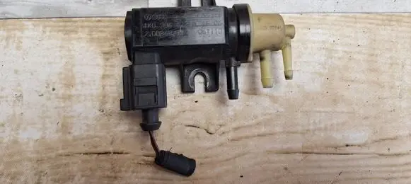 Volkswagen Jetta V Turbo solenoid valve 70086800