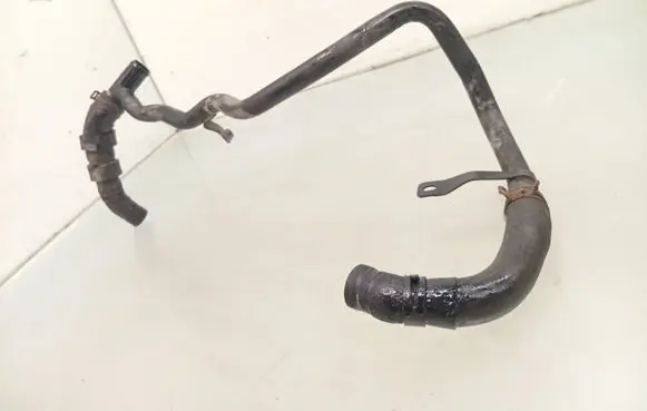 Volkswagen Golf VII Engine coolant pipe/hose 04L121065