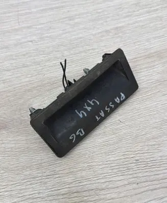 Volkswagen PASSAT B6 Tailgate/trunk/boot exterior handle 5N0827566