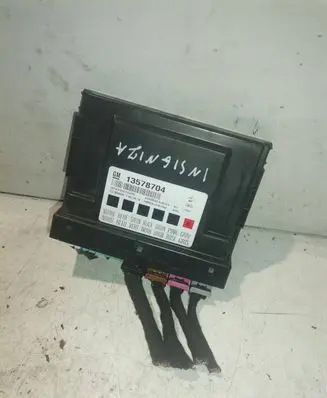 Opel Insignia A Comfort/convenience module 13578704 F00HJ00746