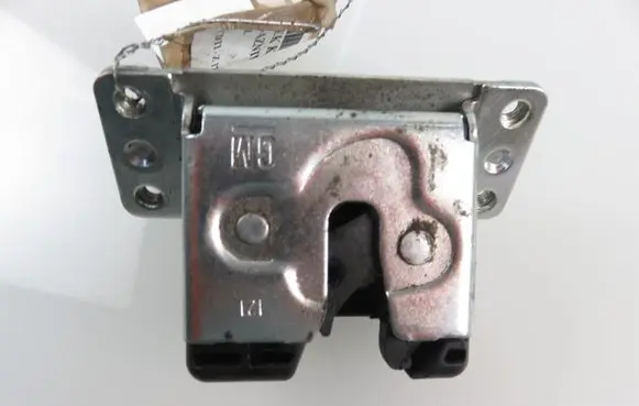 Opel Meriva A Tailgate/trunk/boot lock/catch/latch 90563999