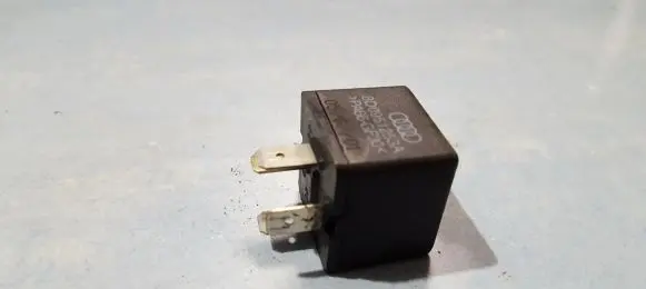 Audi A6 S6 C6 4F Other relay 8D0951253A 12V40A