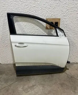 Opel Grandland X Front door