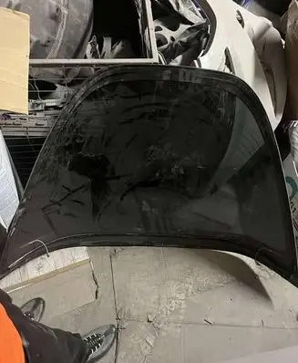 Chevrolet Corvette C6 Rear windscreen/windshield window 