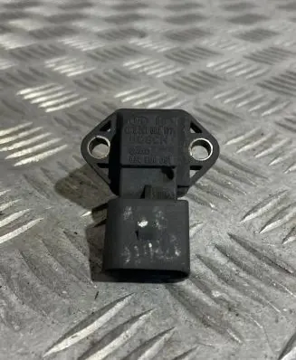 Volkswagen PASSAT B6 Air pressure sensor 038906051