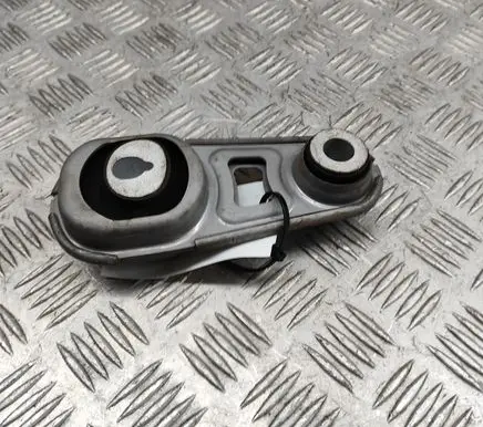 Nissan Qashqai J12 Engine mount bracket 113606LA0A